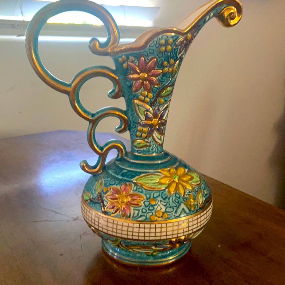 VTG 70’s Pitcher